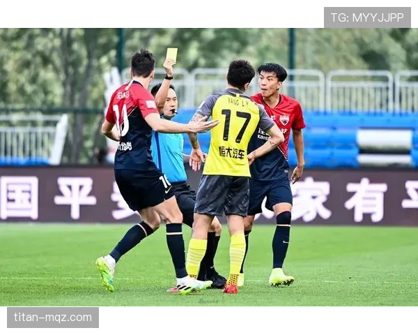 铲球规则详解：判罚标准与合法操作界限解析